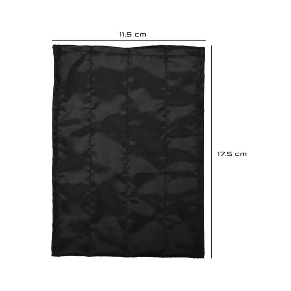Cooling pack for insulin storage, black polyester, dimensions 11.5 x 17.5 cm.