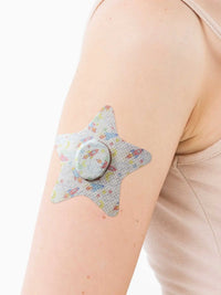 Kinder-Fixierpflaster für Dexcom G7, Form Stern, am Arm